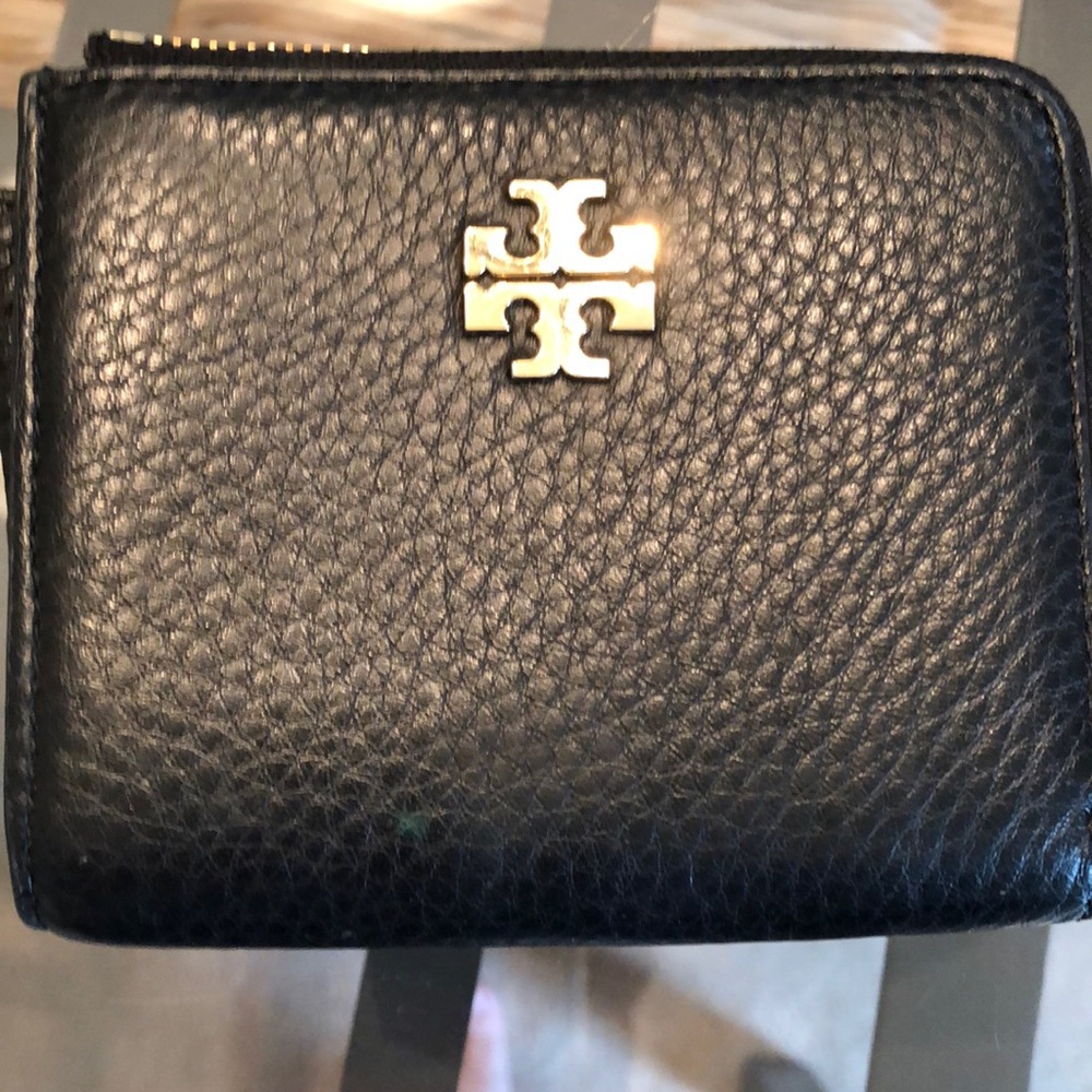 Tory Burch wallet